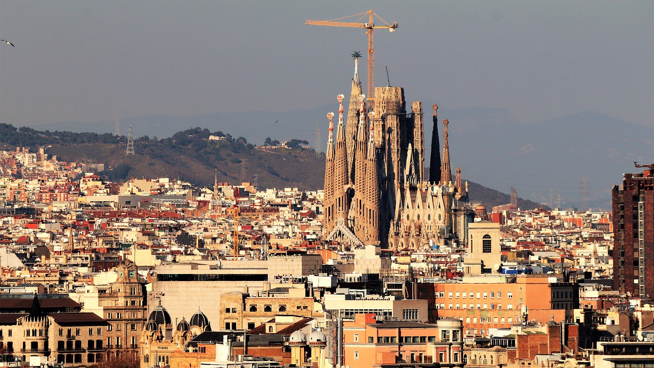 barcelona-6969273_1280.jpg