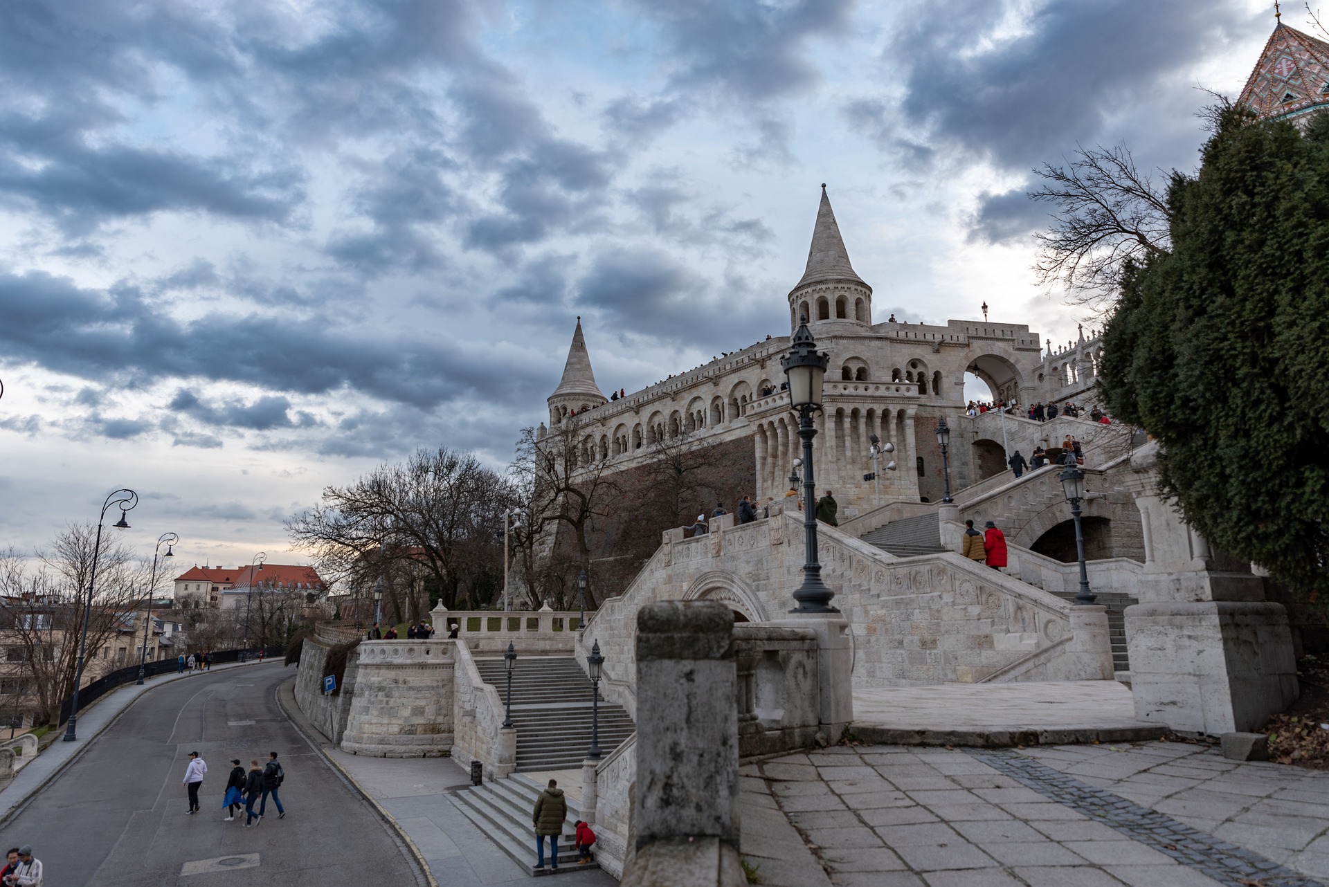 budapest-gc45877a79_1920.jpg