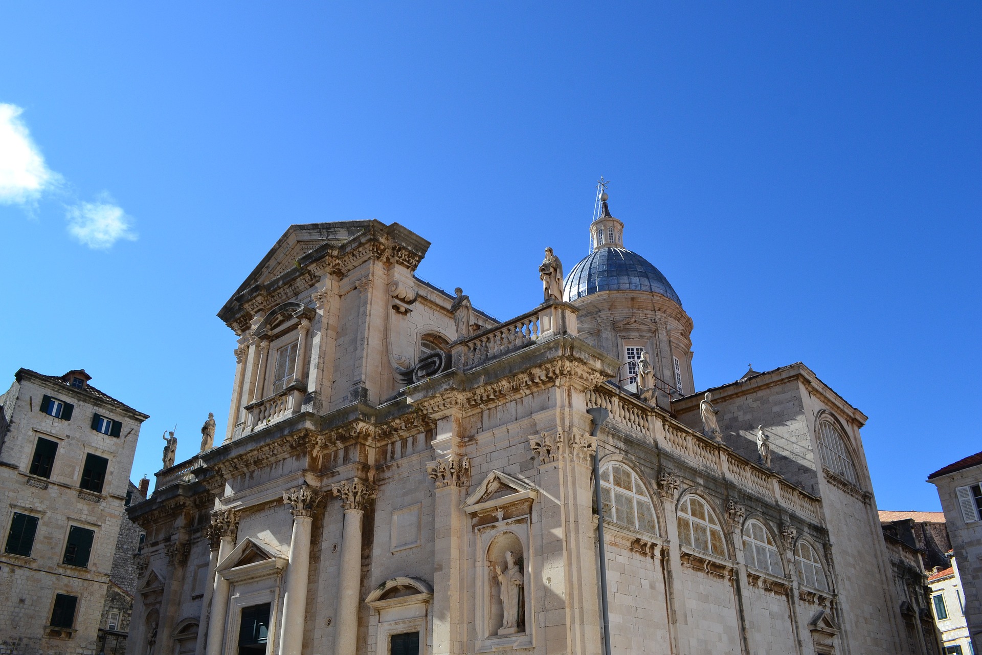 dubrovnik-cathedral-g7753fa9f2_1920.jpg