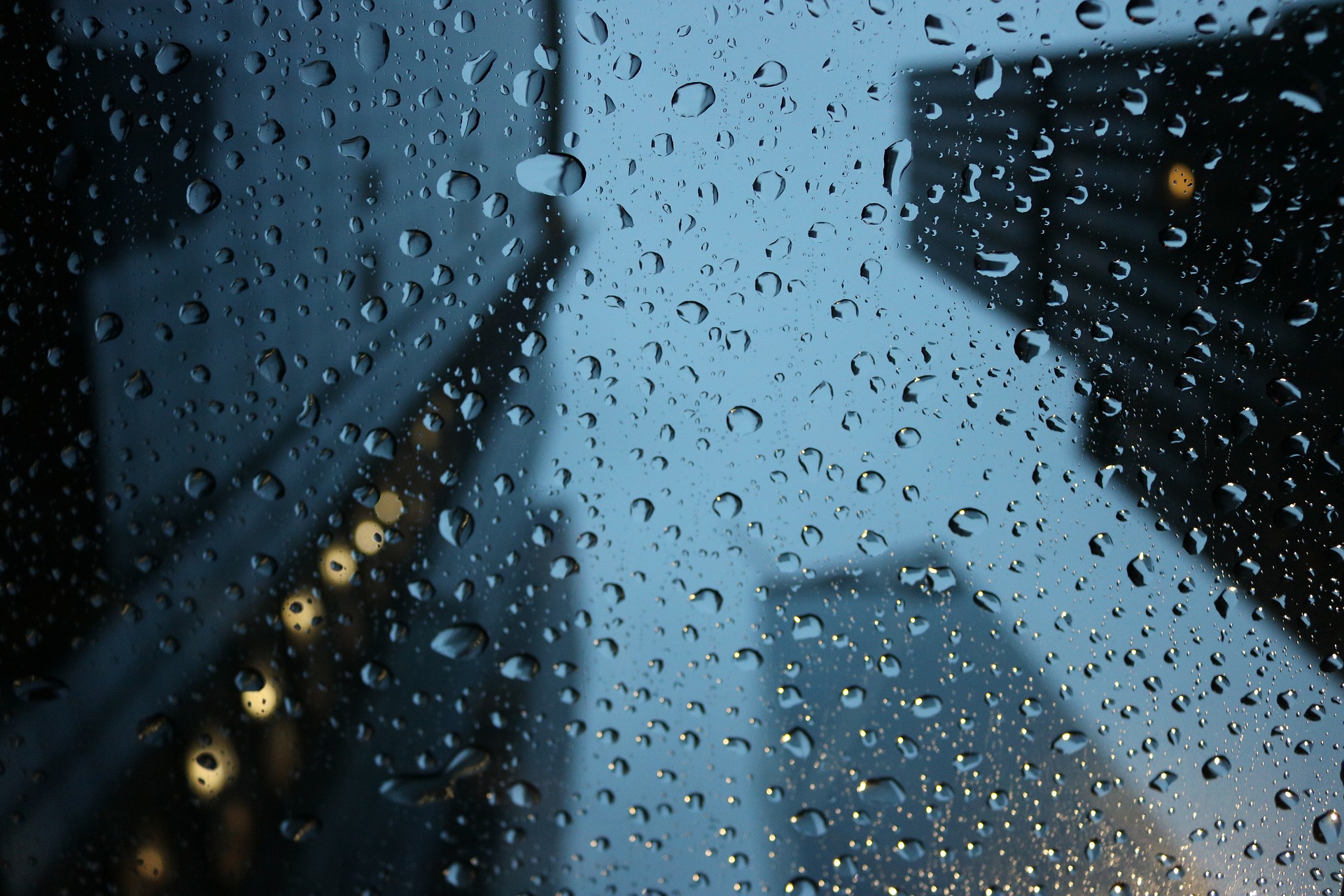rain-g0a5e2fb88_1920.jpg